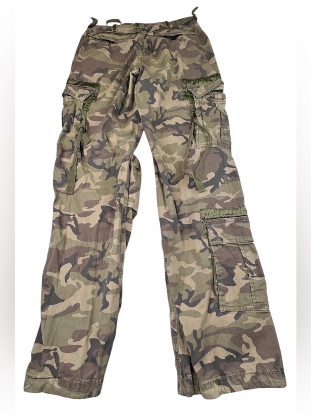 !!!!! SOLD !!!!!!!!  V      Camo Paratrooper Cargo Pants Women's 28X6L Army